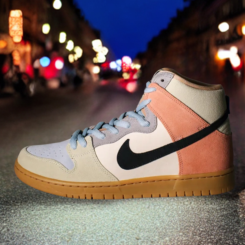 The shoe in a Parisian street at night and blurred